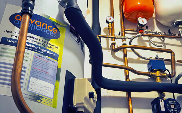 https://melvillehotwater.com.au/uploads/2025/06/electric-hot-water-system-72670.jpg