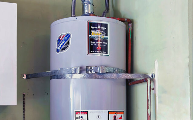 https://melvillehotwater.com.au/uploads/2025/06/gas-hot-water-system-30845.jpg