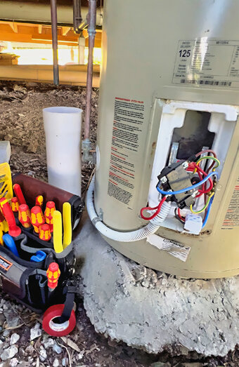 https://melvillehotwater.com.au/uploads/2025/06/hot-water-57500.jpg