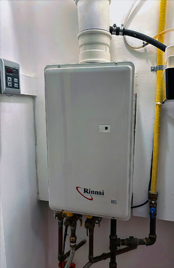https://melvillehotwater.com.au/uploads/2025/06/hot-water-87450.jpg