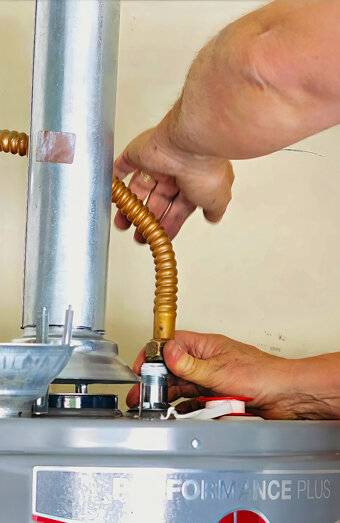 https://melvillehotwater.com.au/uploads/2025/06/hot-water-installs-71493.jpg