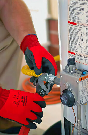 https://melvillehotwater.com.au/uploads/2025/06/hot-water-servicing-32050.jpg