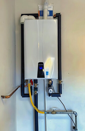 https://melvillehotwater.com.au/uploads/2025/06/instant-hot-water-systems-63860.jpg